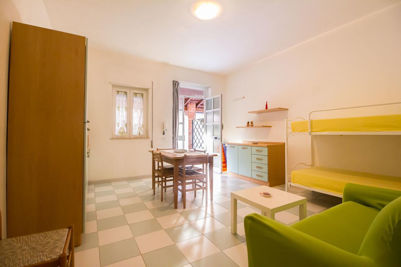 Residence Del Mare Casesicule Санта Мария дел Фокало Екстериор снимка
