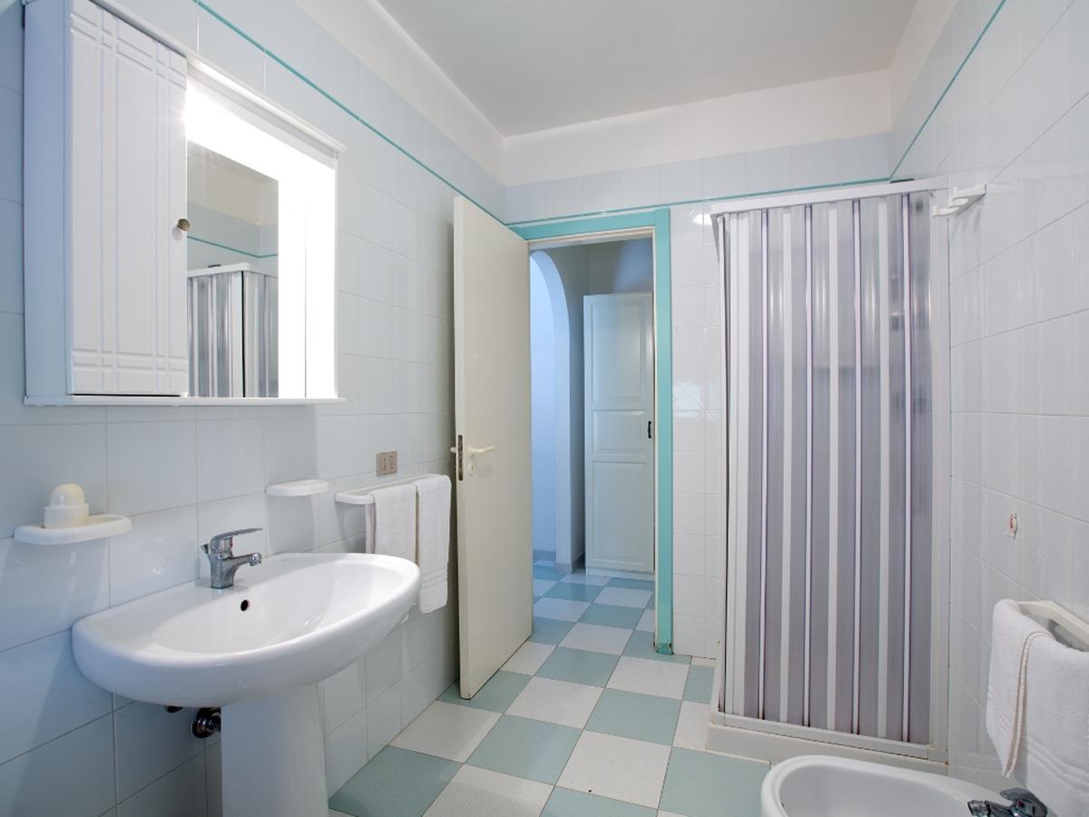 Residence Del Mare Casesicule Санта Мария дел Фокало Екстериор снимка