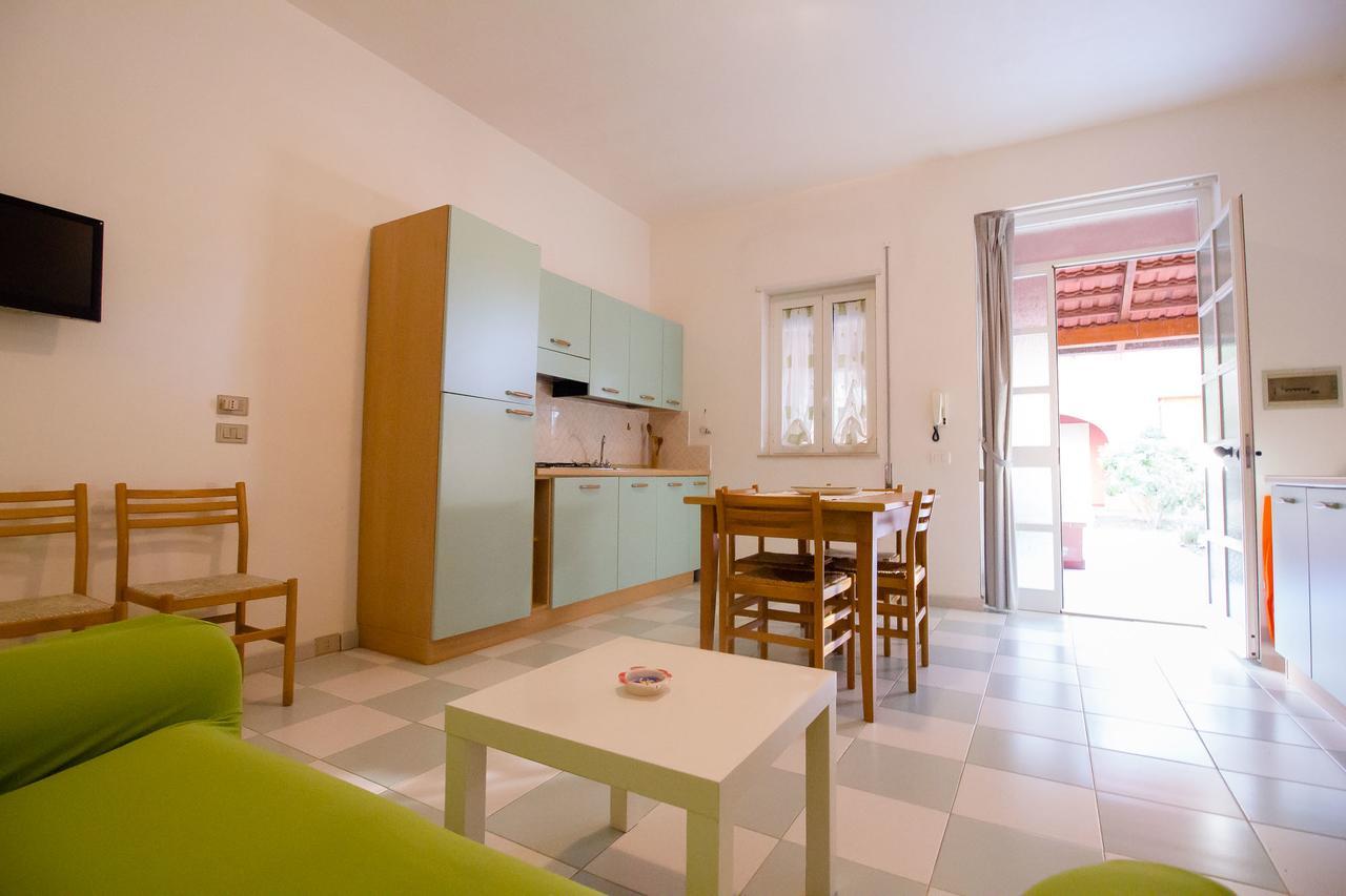 Residence Del Mare Casesicule Санта Мария дел Фокало Екстериор снимка