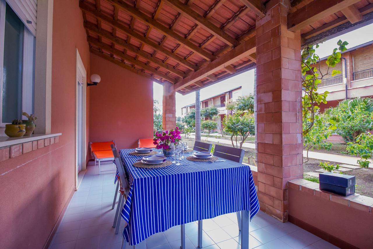 Residence Del Mare Casesicule Санта Мария дел Фокало Екстериор снимка