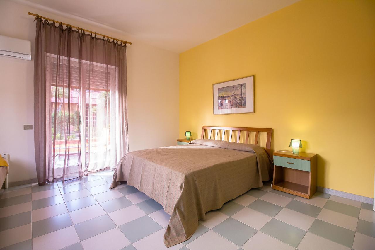 Residence Del Mare Casesicule Санта Мария дел Фокало Екстериор снимка