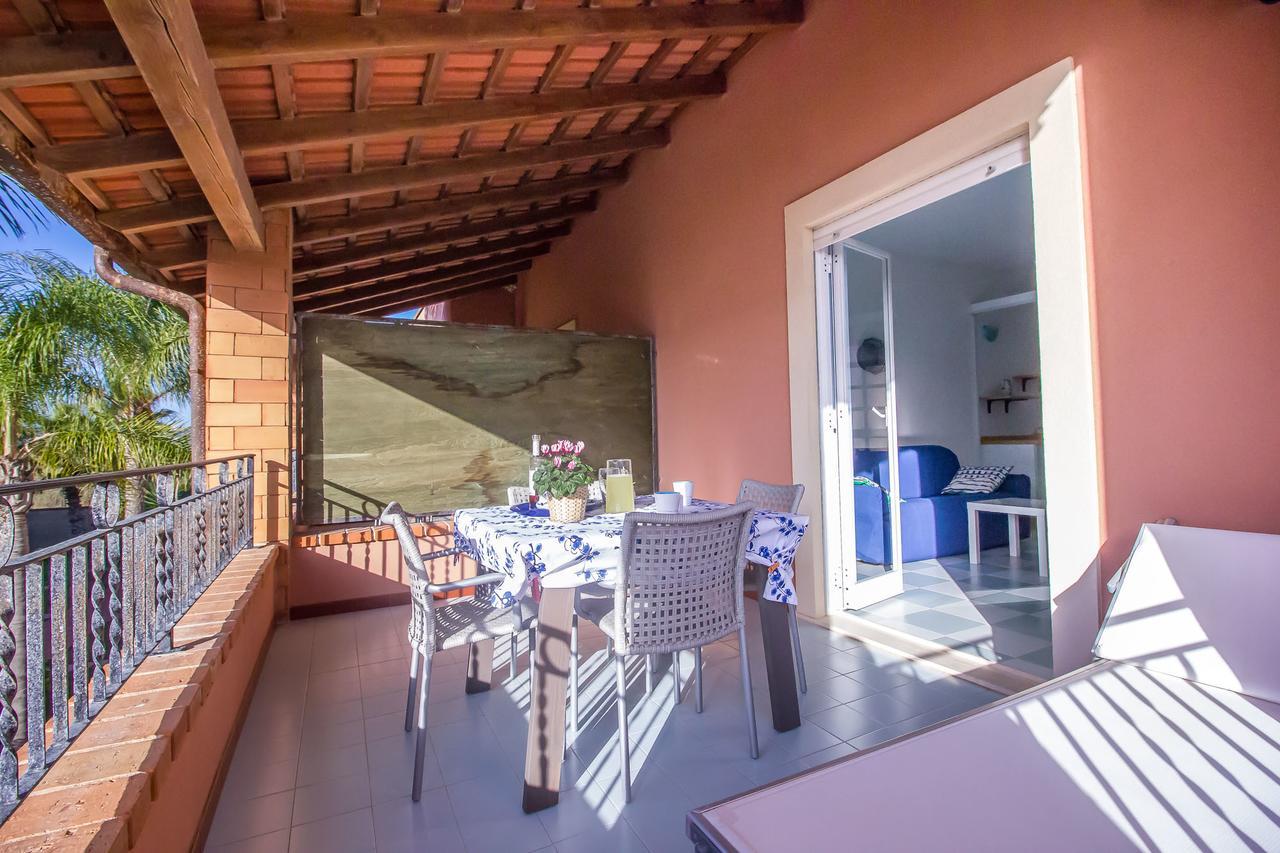 Residence Del Mare Casesicule Санта Мария дел Фокало Екстериор снимка