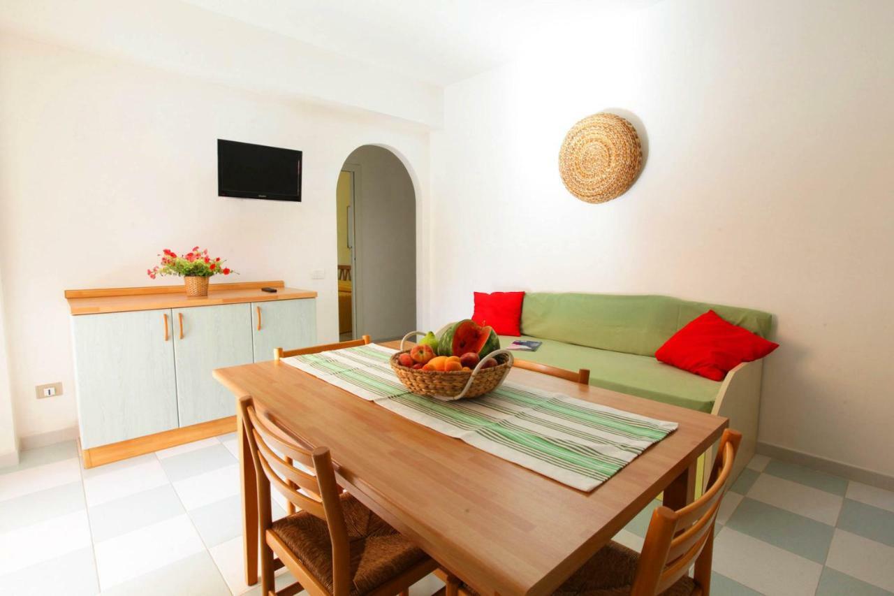 Residence Del Mare Casesicule Санта Мария дел Фокало Екстериор снимка